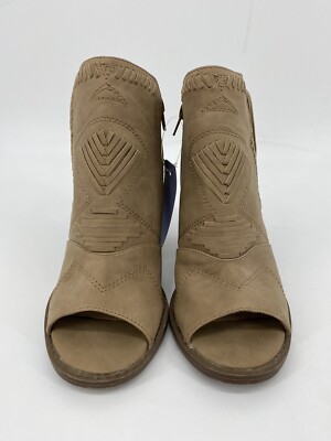 David Aaxon Beige Peep Toe Block Heel Booties Women's Size 7
