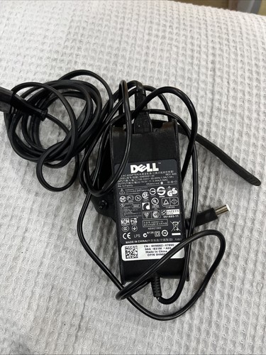 Dell HA65NS1-00nNetzteil Laptop Notebook Latitude 19.5V 3,34A