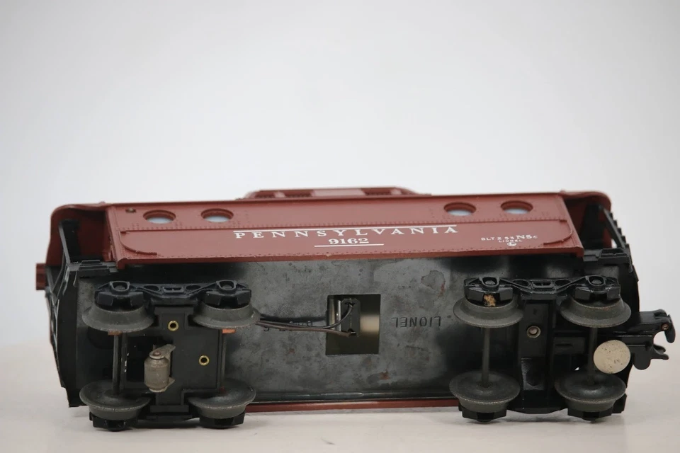 Lionel 6-9162 Pennsylvania N5C Lighted Porthole Caboose O Gauge - Image 3 of 4