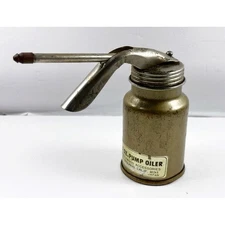 Hollywood Accessories Pump Oiler Oil Can 5oz Vintage 4” Tall