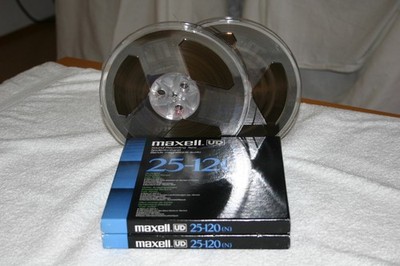 Verkaufe 2 Maxell Tonbänder UD 25-120 auf Kunststoffspule 18 cm Mit Karton! Top!