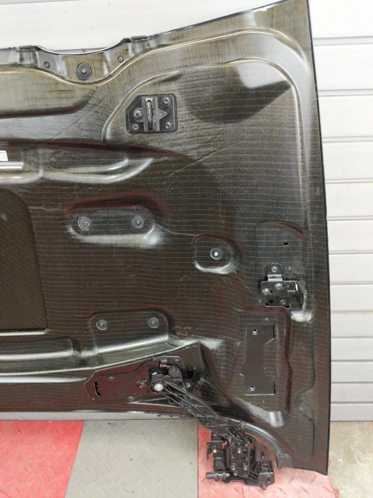Audi R8 Spyder OEM Convertible Top Storage Cover Deck Lid Carbon Fiber Vents