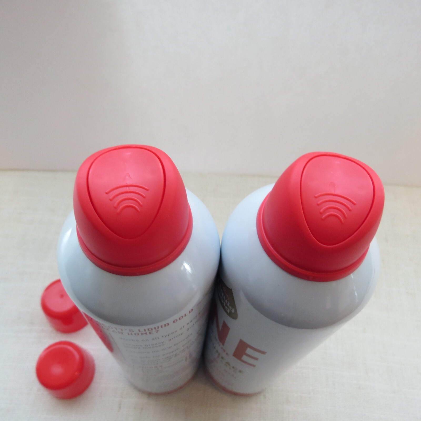 NEW (2) Scott’s Liquid Gold ONE Clean Home Multi Surface Foaming Cleaner 12 Oz