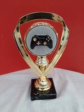 Pokal DERVAL Zahlen Ziffer 1 2 3 Siegerpokal Troph/äe Gold mit Gravur
