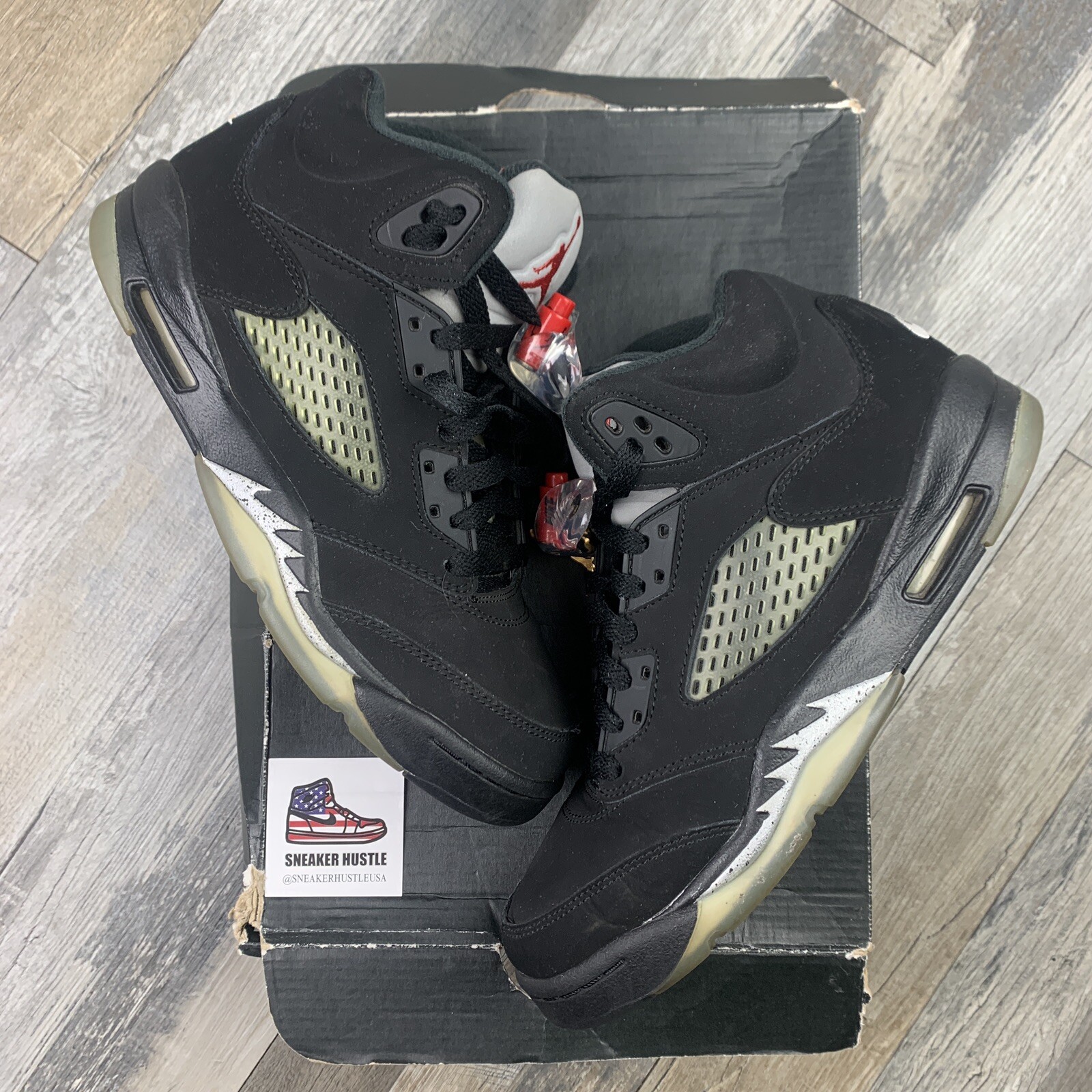 jordan 5 black metallic silver