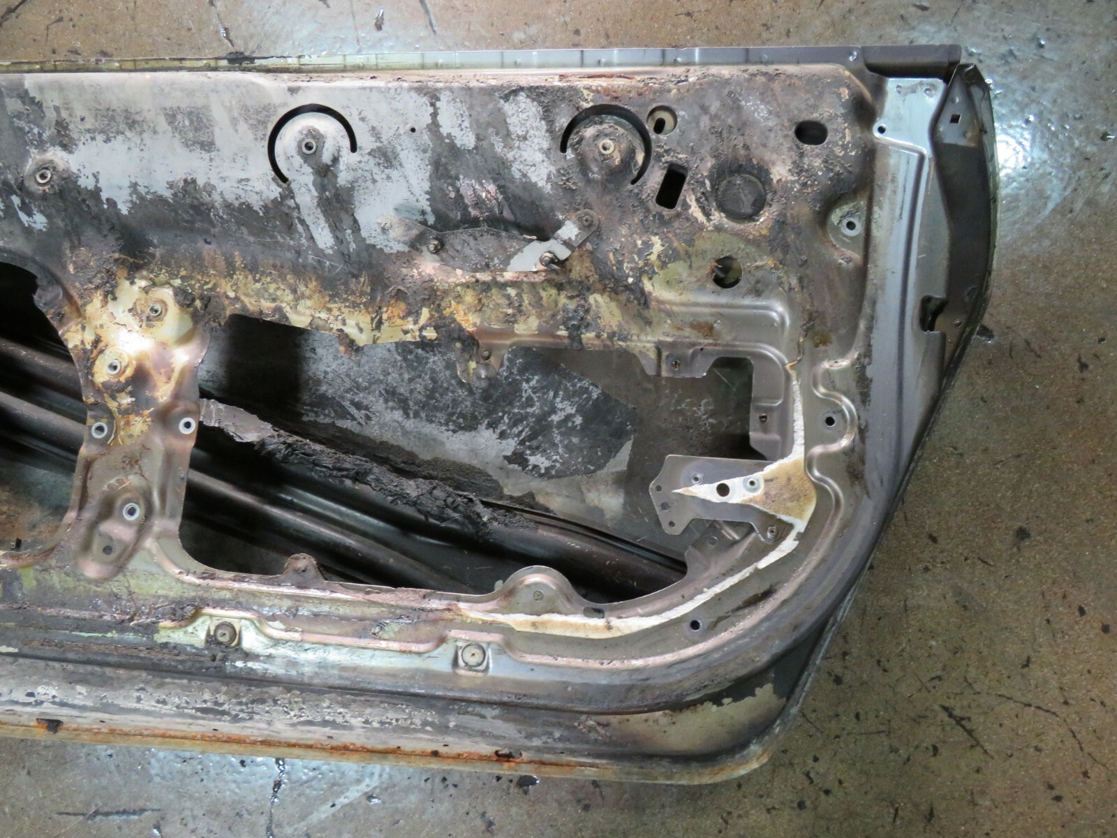 Maserati GranCabrio Convertible, RH, Right Door Shell, Used, P/N 81797900