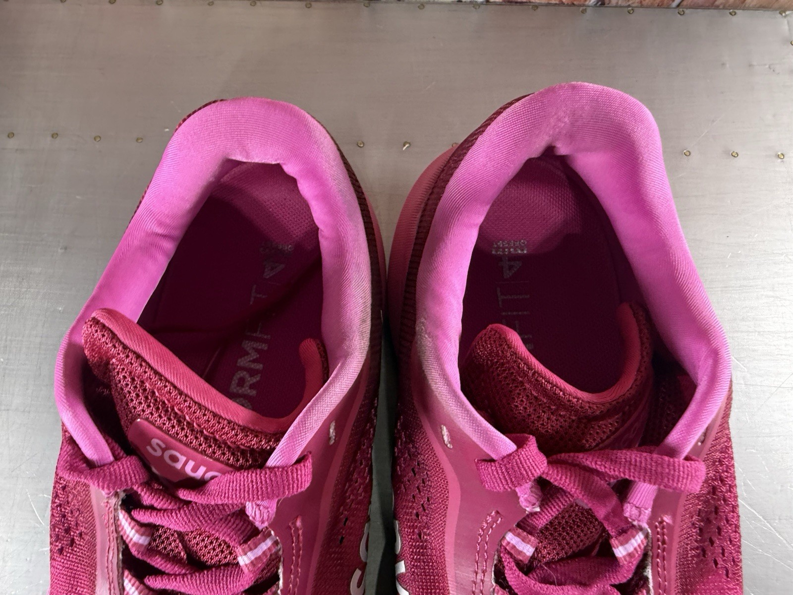 Saucony Kinvara 15 Womens Size 9.5 Pink Athletic Running Walking Shoes ⚡️ thumbnail 4