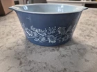 VINTAGE Pyrex COLONIAL MIST Blue White Flowers 473-B Casserole Dish