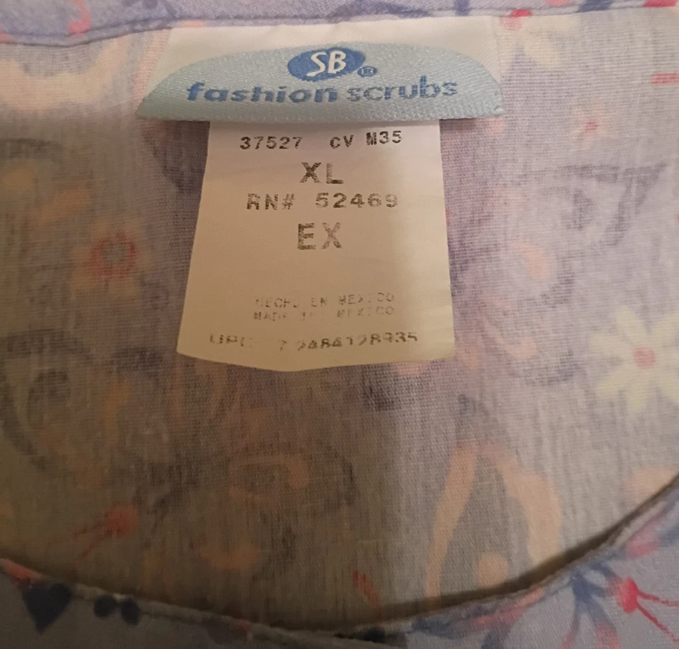 Chaqueta Médica Para Mujer SB Lavanda Mariposa Floral Manga Larga XL Foto 2 de 4