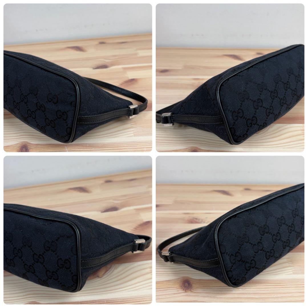 Authentic GUCCI GG Pattern Accessory Pouch Handba… - image 9