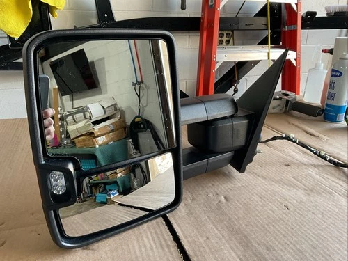 2016 2018 2019 GMC SIERRA 2500-3500 Like New Left Side View  Mirror  84691670OEM