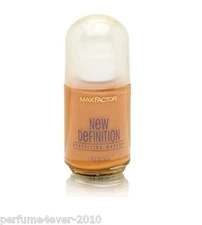 MAX FACTOR NEW DEFINITION MAKEUP SUNTAN ( WARM 5 )