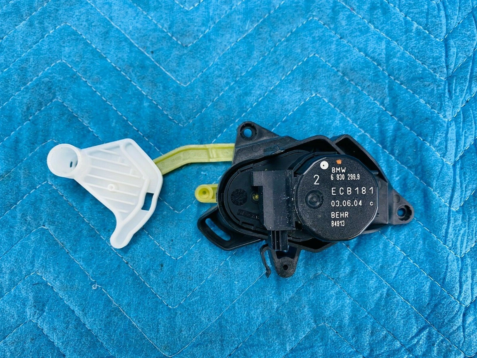 Genuine BMW AC Heater Flap Door Actuator 64116930299 OEM | eBay