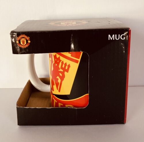 Manchester United FC Halftone Mug BRAND NEW IN BOX