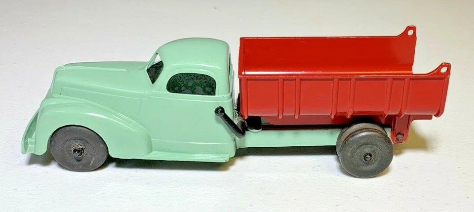 Hubley Dump Truck No. 476 - Image 2 of 4