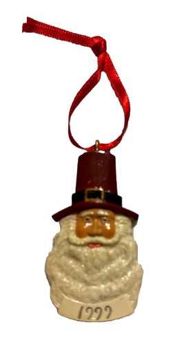 SEBASTIAN MINIATURE SML-710 Pilgrim Santa Ornament 8376 - Picture 3 of 3