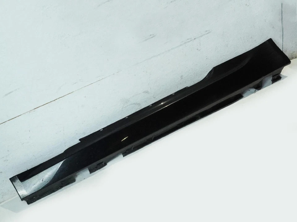 2007 Bmw M6 E64 Convertible Rocker Skirt Panel Cover Driver Left 51777898213 - Image 3 of 4