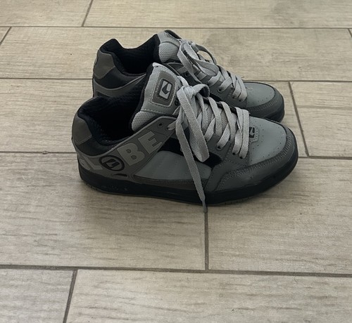 Globe Tilt Skate Shoe Size 5 Greyscale/ black