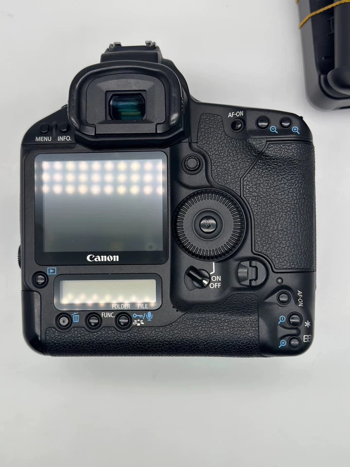 Canon EOS 1Ds Mark III DSLR Camera Body 21MP Full Frame Pro Tested - Image 2 of 4