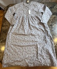 vtg Cottagecore Prarie Floral Long Night Gown Housecoat Pocket COZY Farm NWT M
