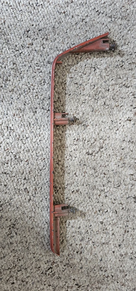 Enfeite de barra de destaque 1973 - 74 Dodge Charger SE Grill - Imagem 3 de 4