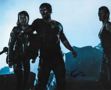 * EOIN MACKIN * signed 8x10 photo * RESIDENT EVIL: THE FINAL CHAPTER * 5 * EOIN MACKIN * signed 8x10 photo * RESIDENT EVIL: THE FINAL CHAPTER * 5