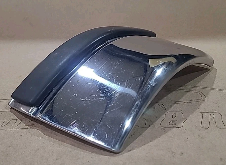1991-1996 Roadmaster Estate Wagon Passenger Side Rear Corner Chrome Molding Trim Foto 2 de 4