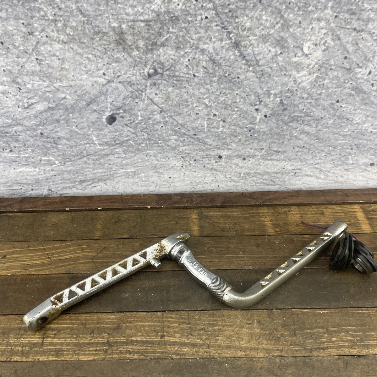 Vintage Redline Big Block BMX Crank Set 180mm One Piece Chrome 90s