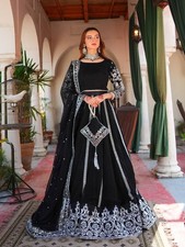 Designer Velvet Lehenga Choli Wedding Party Wear Outfit Traditional Wear Drees