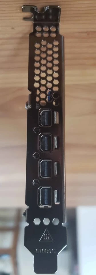 AMD Radeon Pro WX 3200 4GB GDDR5 Professional Graphics Card - 0VTR4J WX3200 - Image 3 of 4