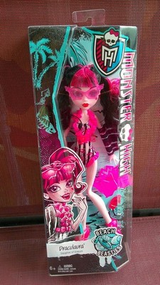 Monster High Collectible Doll DRACULAURA BEACH BEASTIES 2013 NRFB MINT
