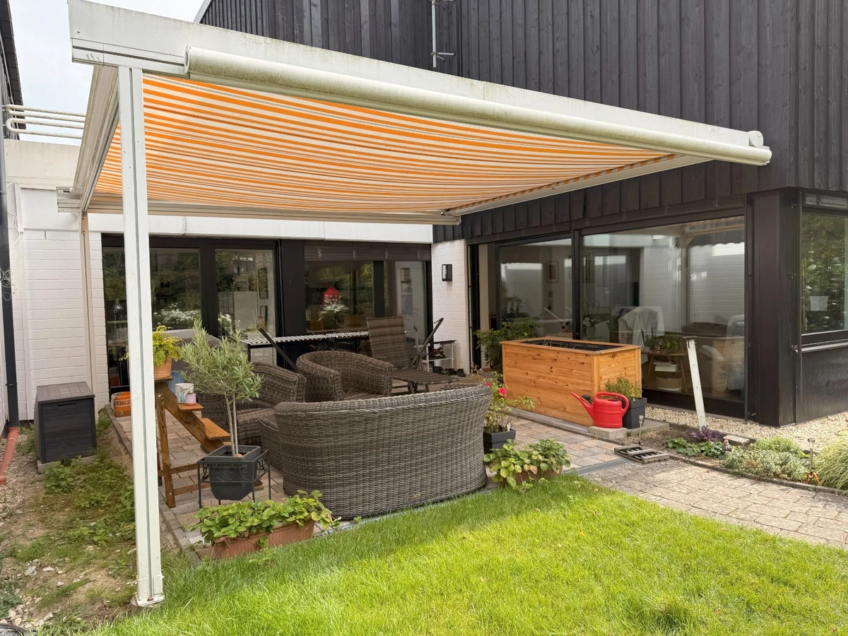 aldi markise 4x3 LECO Pergola – stilvolle Aluminium Pergola 4 x 3 m mit ausziehbarem Sonnendach – anthrazit / grau Ausführung:2 Fächer – 18cm weird Was ist ein MIPS-Fahrradhelm?