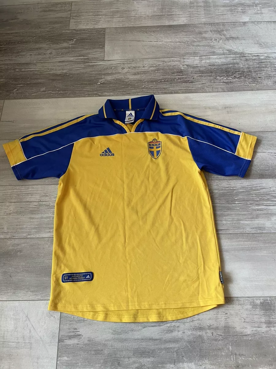 Official adidas Sweden Soccer Jerseys & Fan Gear