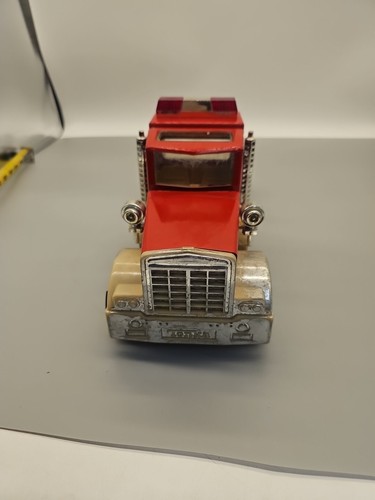 Vintage 1980s Tonka No 1 Fire Truck Hook and Ladder Pressed Steel Semi ONLY - Picture 5 of 16