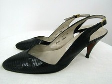 Vintage SAKS FIFTH AVENUE Fenton Last Women  s 7.5 AA Black Heel Shoes