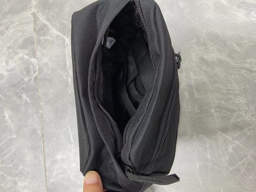 STUSSY Shoulder Bag Black Crossbody Mesh Pocket Stock Logo Shawn Font Logo - Picture 3 of 7