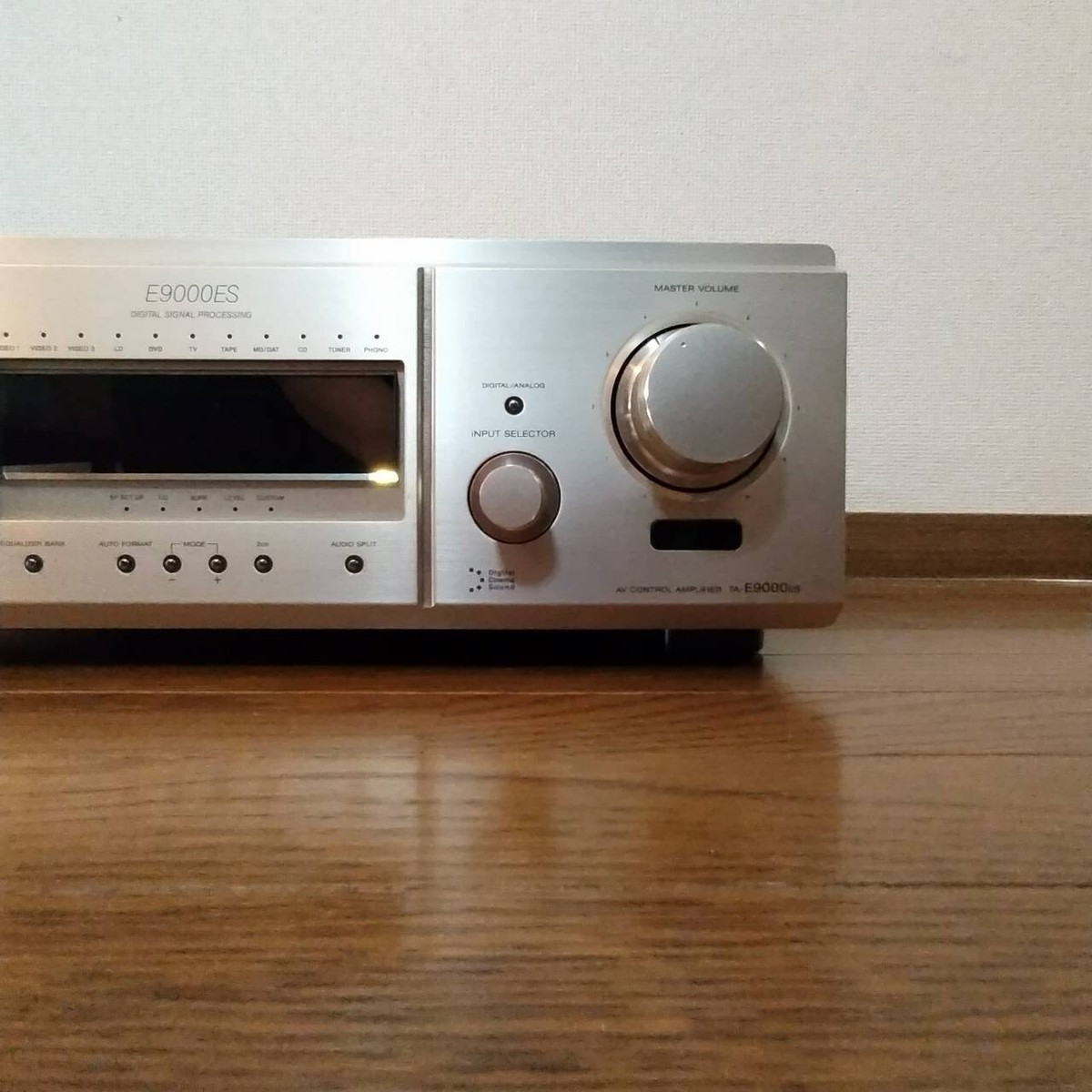 SONY ソニー フラグシップ AVプリアンプ TA-E9000ES SONY TA-E9000ES AV Control Amplifier Pre-amp Processor Good
