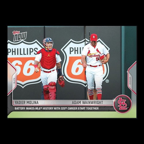 2022 Topps Now 902 Yadier Molina / Adam Wainwright