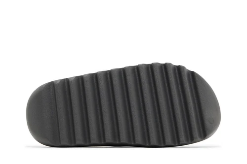 NEWAdidas Yeezy Slide - EVA Construction for Comfortable, Non-Slip Wear - Picture 7 of 13