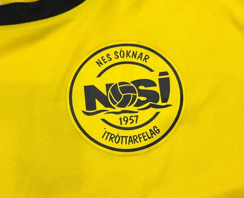 NSI Runavik Faroe Islands 2019 JUNIOR Puma Football Soccer Shirt Jersey Size YXL - Picture 4 of 8