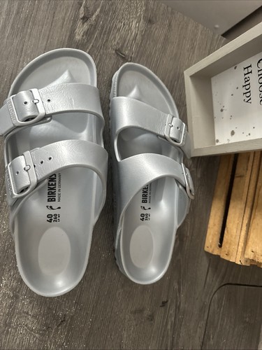 BIRKENSTOCK Arizona EVA Silver Buckled Logo Footbed Sandals Euro 40 L9-M7 NWOT - Picture 6 of 18