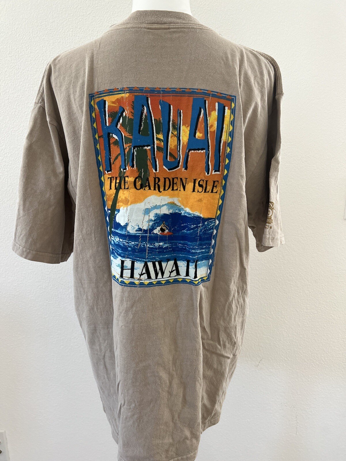 Crazy Shirts Kaua’i The Garden Isle T Shirt Mens Large Kona Coffee Dyed