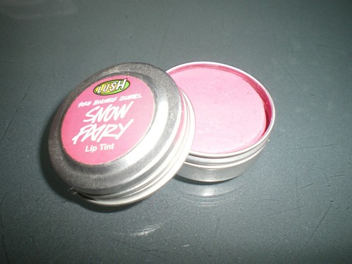 LUSH*Snow Fairy Duschgel 100 ml und 2 Badebomben und Lip Tint - Bild 2 von 2