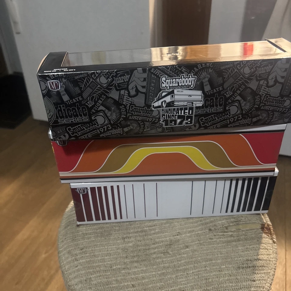 2025 M2 Machines Haulers Chevy Chevrolet Squarebody Syndicate Set Of 3 - Image 2 of 3