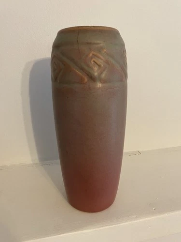 ROOKWOOD POTTERY VASE MATTE 1915 951E