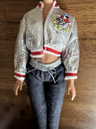 Barbie Doll Walt Disney World 25th Anniversary 1996 Mickey Mouse Jacket & Jeans - Picture 2 of 4