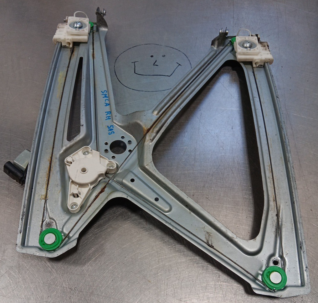SMART CAR FORTWO 2009 OEM BRABUS  RIGHT HAND WINDOW REGULATOR 0002702V003000000