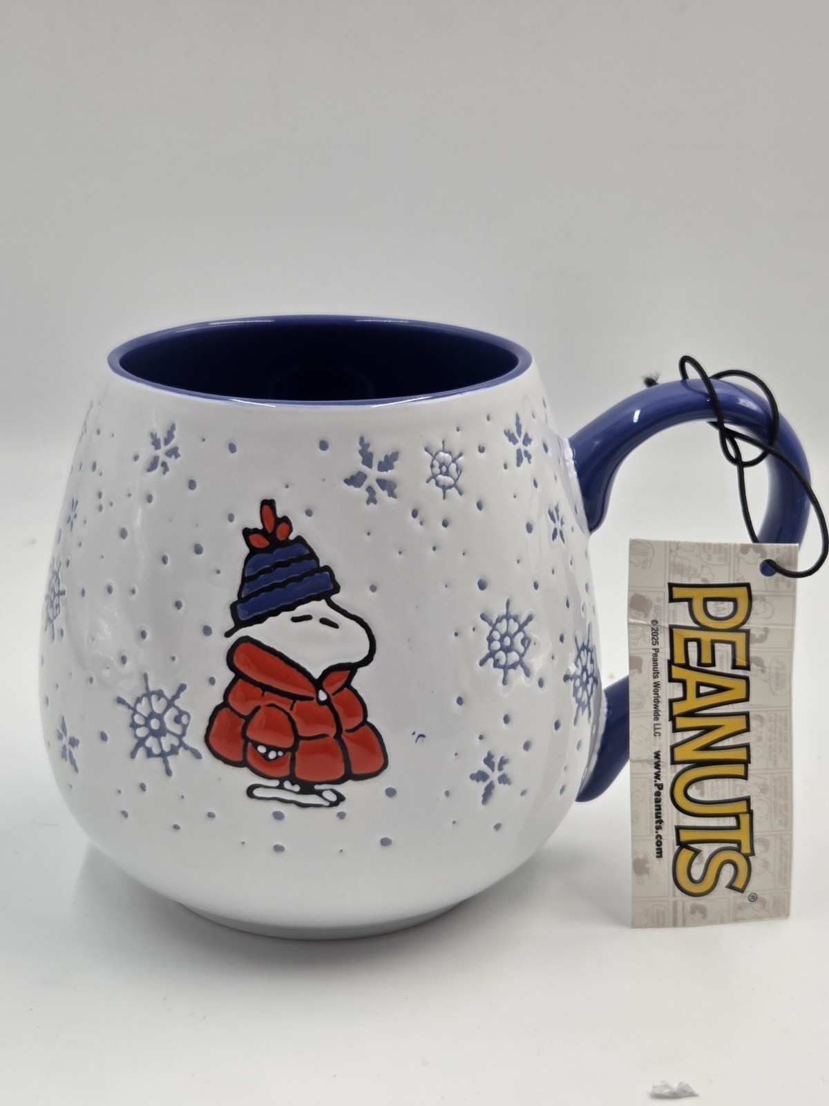 Snoopy Large Ceramic Christmas Mug • Coffee/Tea Cup • New