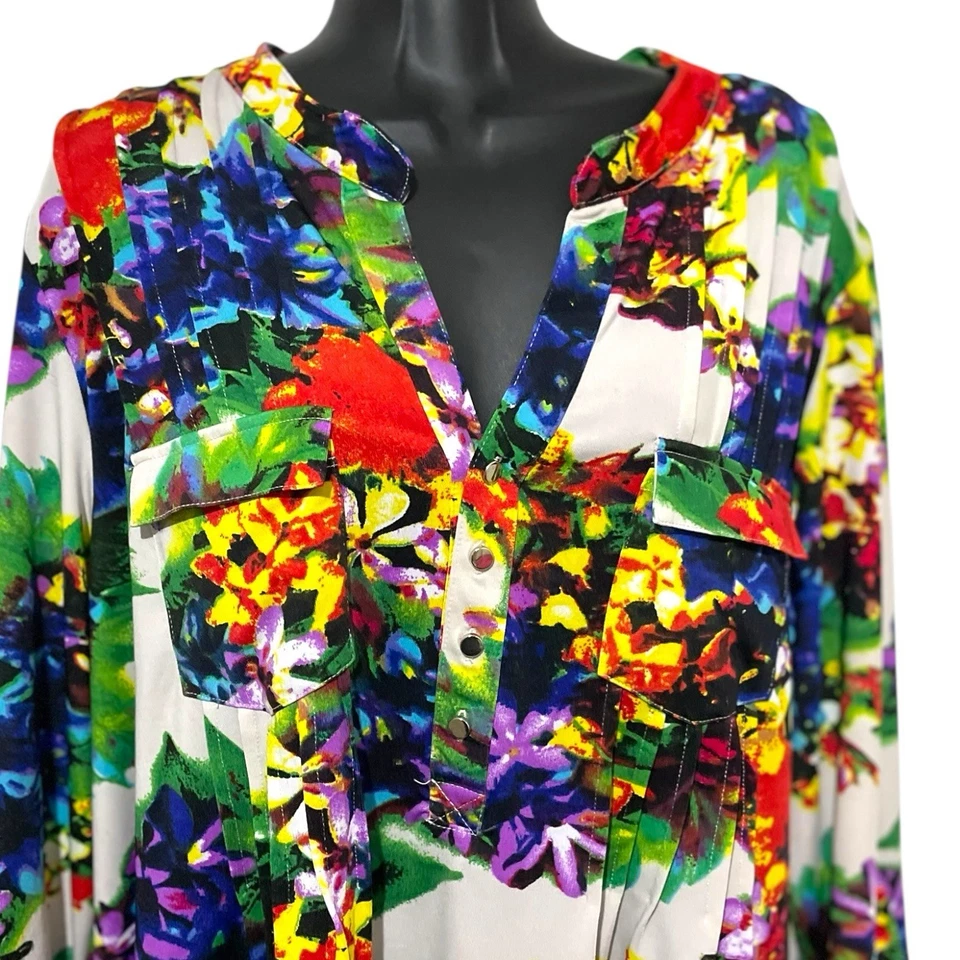 Blusa para mujer Cocomo talla 2X floral pintuck elástico pulóver mangas enrolladas con lengüeta Foto 3 de 4