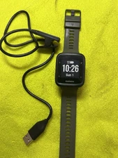Garmin Forerunner 35 GPS Running Watch & Charger Works Great